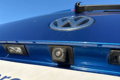 DG74EFX Volkswagen Transporter 2.0 TDI 150 Highline Kombi Van DSG Thumbnail #31