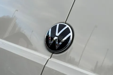 BG75ZTW Volkswagen Crafter 2.0 TDI 177PS Commerce Plus High Roof Auto-Twin Slider Thumbnail #35