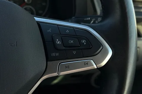 DG74EFX Volkswagen Transporter 2.0 TDI 150 Highline Kombi Van DSG Thumbnail #36