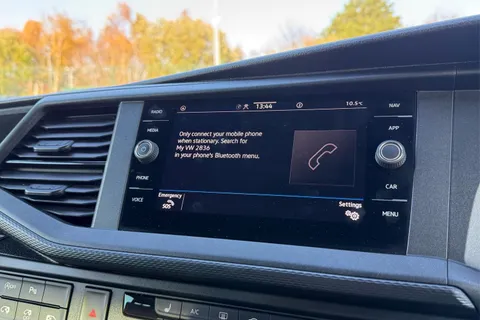 DG74EFX Volkswagen Transporter 2.0 TDI 150 Highline Kombi Van DSG Thumbnail #45