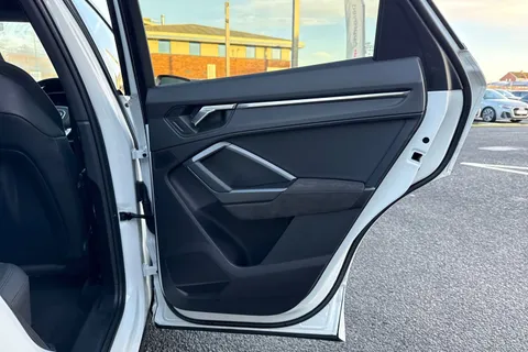 LM22OJU Audi RS Q3 Sport Edition   400 PS S tronic Thumbnail #43