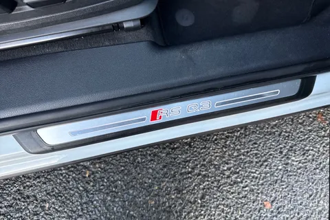 LM22OJU Audi RS Q3 Sport Edition   400 PS S tronic Thumbnail #45