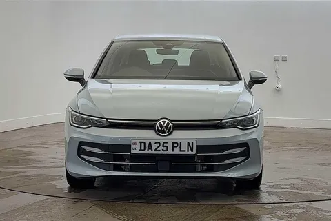 DA25PLN Volkswagen Golf 1.5 TSI 204 Style eHybrid 5dr DSG Thumbnail #7