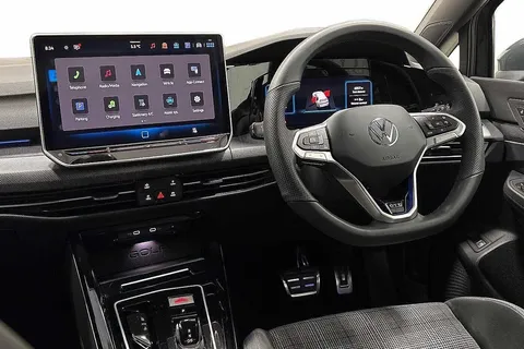 KR25PKZ Volkswagen Golf 1.5 TSI 272 GTE eHybrid 5dr DSG ⭐Head up Display⭐ Thumbnail #2