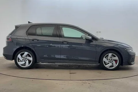 KR25PKZ Volkswagen Golf 1.5 TSI 272 GTE eHybrid 5dr DSG ⭐Head up Display⭐ Thumbnail #4