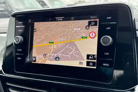 Volkswagen T-Roc 1.5 TSI Style Design Euro 6 (s/s) 5dr Thumbnail #11