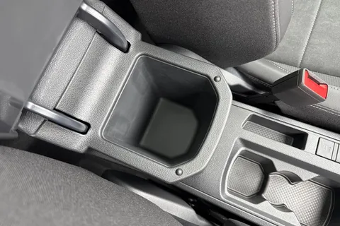 Volkswagen T-Roc 1.5 TSI Style Design Euro 6 (s/s) 5dr Thumbnail #41