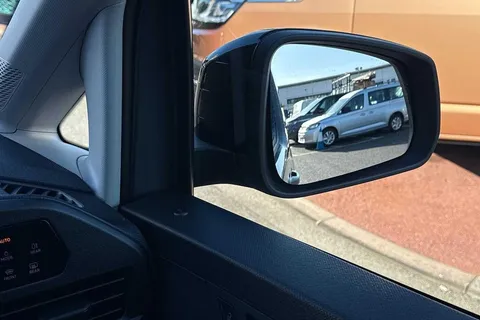 BV25RZZ Volkswagen Caddy 2.0TDI 102PS C20 Cargo Commerce Pro-Tech Pack 2025 Thumbnail #18