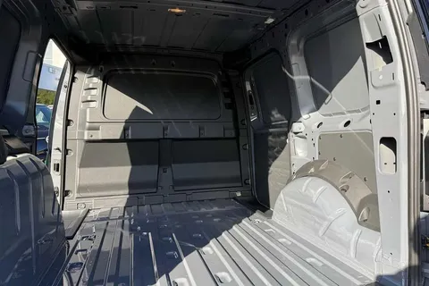 BV25RZZ Volkswagen Caddy 2.0TDI 102PS C20 Cargo Commerce Pro-Tech Pack 2025 Thumbnail #42