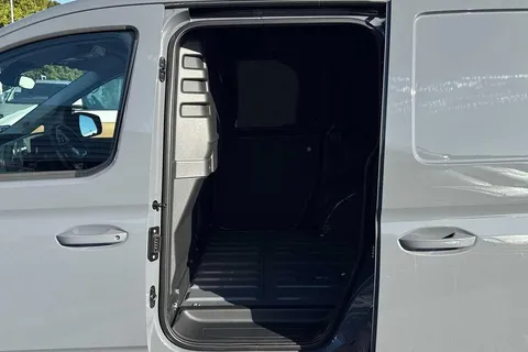 BV25RZZ Volkswagen Caddy 2.0TDI 102PS C20 Cargo Commerce Pro-Tech Pack 2025 Thumbnail #44