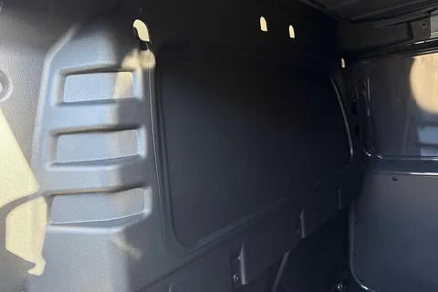 BV25RZZ Volkswagen Caddy 2.0TDI 102PS C20 Cargo Commerce Pro-Tech Pack 2025 Thumbnail #45