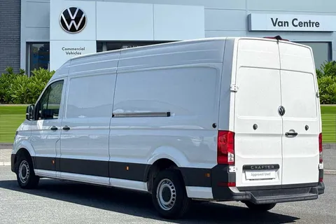 DE75VZF Volkswagen Crafter CR35 Panel van Commerce Plus LWB 140 PS 2.0 TDI 6sp Man FWD - 25MY/Step/Cam Thumbnail #3