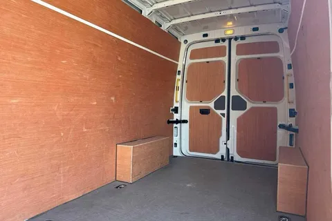 DE75VZF Volkswagen Crafter CR35 Panel van Commerce Plus LWB 140 PS 2.0 TDI 6sp Man FWD - 25MY/Step/Cam Thumbnail #13