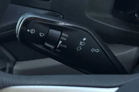 DE75VZF Volkswagen Crafter CR35 Panel van Commerce Plus LWB 140 PS 2.0 TDI 6sp Man FWD - 25MY/Step/Cam Thumbnail #36