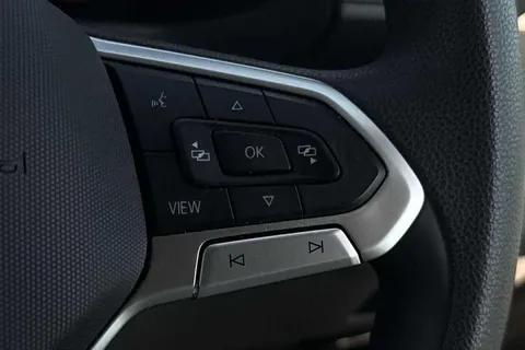 DE75VZF Volkswagen Crafter CR35 Panel van Commerce Plus LWB 140 PS 2.0 TDI 6sp Man FWD - 25MY/Step/Cam Thumbnail #38