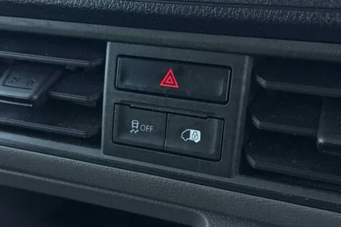 DE75VZF Volkswagen Crafter CR35 Panel van Commerce Plus LWB 140 PS 2.0 TDI 6sp Man FWD - 25MY/Step/Cam Thumbnail #40