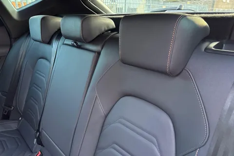 KW25YBR CUPRA Formentor 1.5 eHybrid 25.8kWh V3 DSG Euro 6 (s/s) 5dr Thumbnail #15