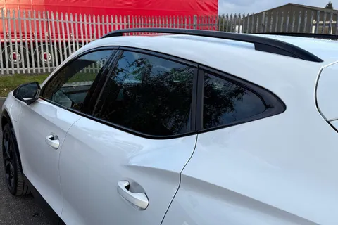 KW25YBR CUPRA Formentor 1.5 eHybrid 25.8kWh V3 DSG Euro 6 (s/s) 5dr Thumbnail #26