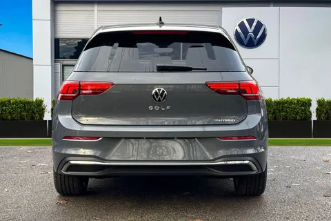  Volkswagen Golf 1.5 TSI eHybrid 19.7kWh Style DSG Euro 6 (s/s) 5dr Thumbnail #5