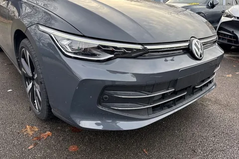  Volkswagen Golf 1.5 TSI eHybrid 19.7kWh Style DSG Euro 6 (s/s) 5dr Thumbnail #9