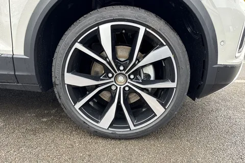  Volkswagen T-Roc 1.0 TSI Style Design Euro 6 (s/s) 5dr Thumbnail #13