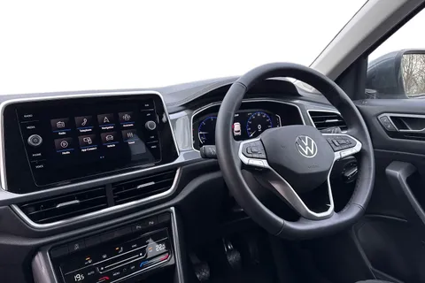  Volkswagen T-Roc 2.0 TDI Style Euro 6 (s/s) 5dr Thumbnail #18