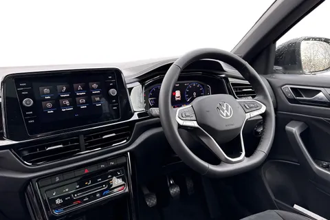  Volkswagen T-Roc 1.0 TSI Style Design Euro 6 (s/s) 5dr Thumbnail #18