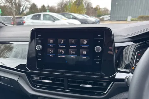  Volkswagen T-Roc 1.0 TSI Style Design Euro 6 (s/s) 5dr Thumbnail #43