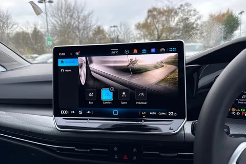  Volkswagen Golf 1.5 TSI eHybrid 19.7kWh Style DSG Euro 6 (s/s) 5dr Thumbnail #47