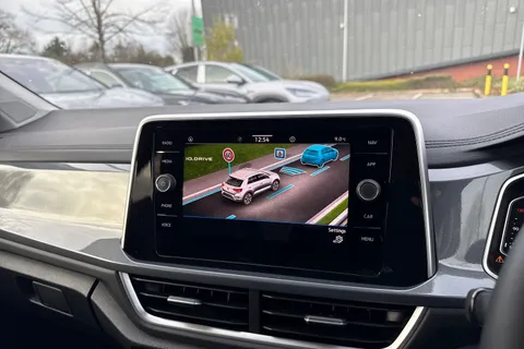  Volkswagen T-Roc 2.0 TDI Style Euro 6 (s/s) 5dr Thumbnail #48