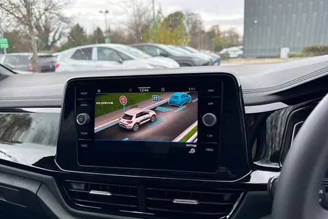  Volkswagen T-Roc 1.0 TSI Style Design Euro 6 (s/s) 5dr Thumbnail #49