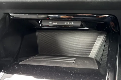  Volkswagen Golf 1.5 TSI eHybrid 19.7kWh Style DSG Euro 6 (s/s) 5dr Thumbnail #52