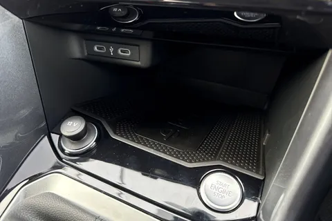  Volkswagen T-Roc 2.0 TDI Style Euro 6 (s/s) 5dr Thumbnail #52