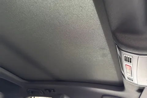  Volkswagen T-Roc 1.0 TSI Style Design Euro 6 (s/s) 5dr Thumbnail #56