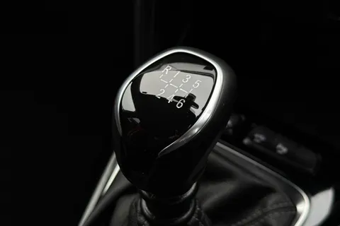 KS21DNF Vauxhall Corsa 1.2 Turbo SRi Premium Euro 6 (s/s) 5dr Thumbnail #47