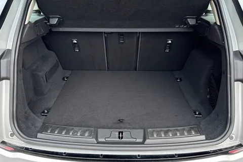 11 of 45 for Land Rover Range Rover Evoque 2.0 P250 R-Dynamic S 5dr