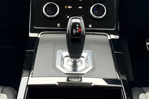 14 of 45 for Land Rover Range Rover Evoque 2.0 P250 R-Dynamic S 5dr