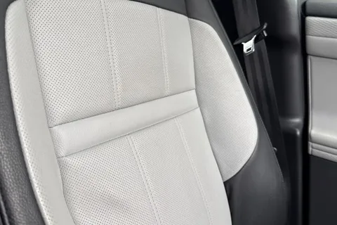 44 of 45 for Land Rover Range Rover Evoque 2.0 P250 R-Dynamic S 5dr