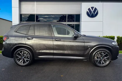 DS72VKE BMW X3 2.0 20d MHT M Sport Auto xDrive Euro 6 (s/s) 5dr Thumbnail #3