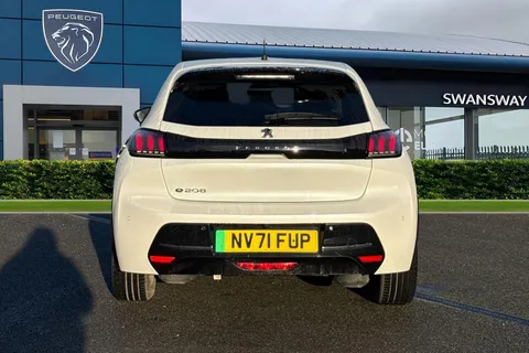 NV71FUP PEUGEOT e-208 50kWh Allure Premium Auto 5dr Thumbnail #5