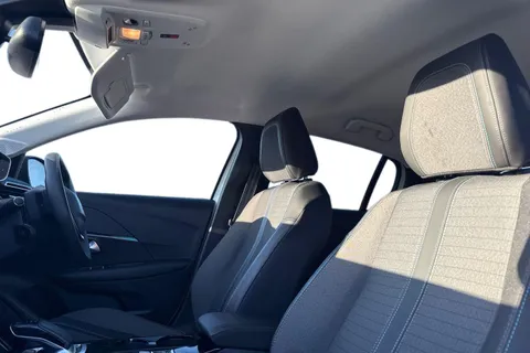 NV71FUP PEUGEOT e-208 50kWh Allure Premium Auto 5dr Thumbnail #16