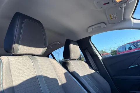 NV71FUP PEUGEOT e-208 50kWh Allure Premium Auto 5dr Thumbnail #24