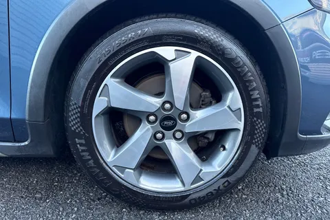 23 of 51 for Ford Focus 1.5T EcoBoost Active Auto Euro 6 (s/s) 5dr