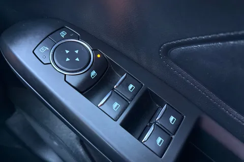 37 of 51 for Ford Focus 1.5T EcoBoost Active Auto Euro 6 (s/s) 5dr