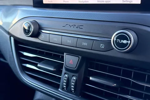 43 of 51 for Ford Focus 1.5T EcoBoost Active Auto Euro 6 (s/s) 5dr