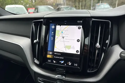 KV20OUD Volvo Xc60 2.0 B4 MHEV R-Design Auto AWD Euro 6 (s/s) 5dr Thumbnail #12