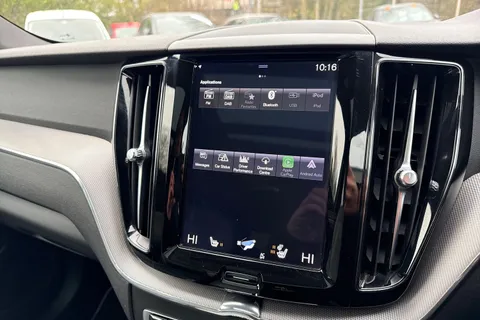 KV20OUD Volvo Xc60 2.0 B4 MHEV R-Design Auto AWD Euro 6 (s/s) 5dr Thumbnail #32