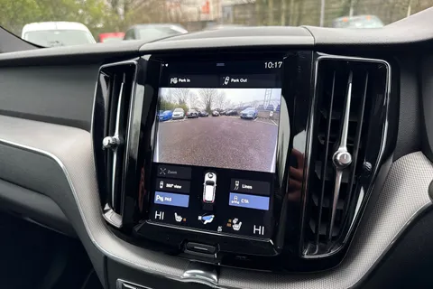 KV20OUD Volvo Xc60 2.0 B4 MHEV R-Design Auto AWD Euro 6 (s/s) 5dr Thumbnail #37