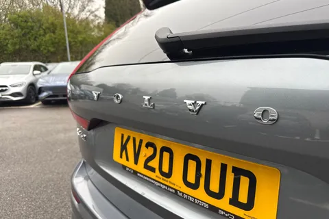 KV20OUD Volvo Xc60 2.0 B4 MHEV R-Design Auto AWD Euro 6 (s/s) 5dr Thumbnail #52