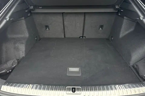 KT74EHK Audi Q3 Black Edition 35 TDI 150 PS S tronic Thumbnail #8